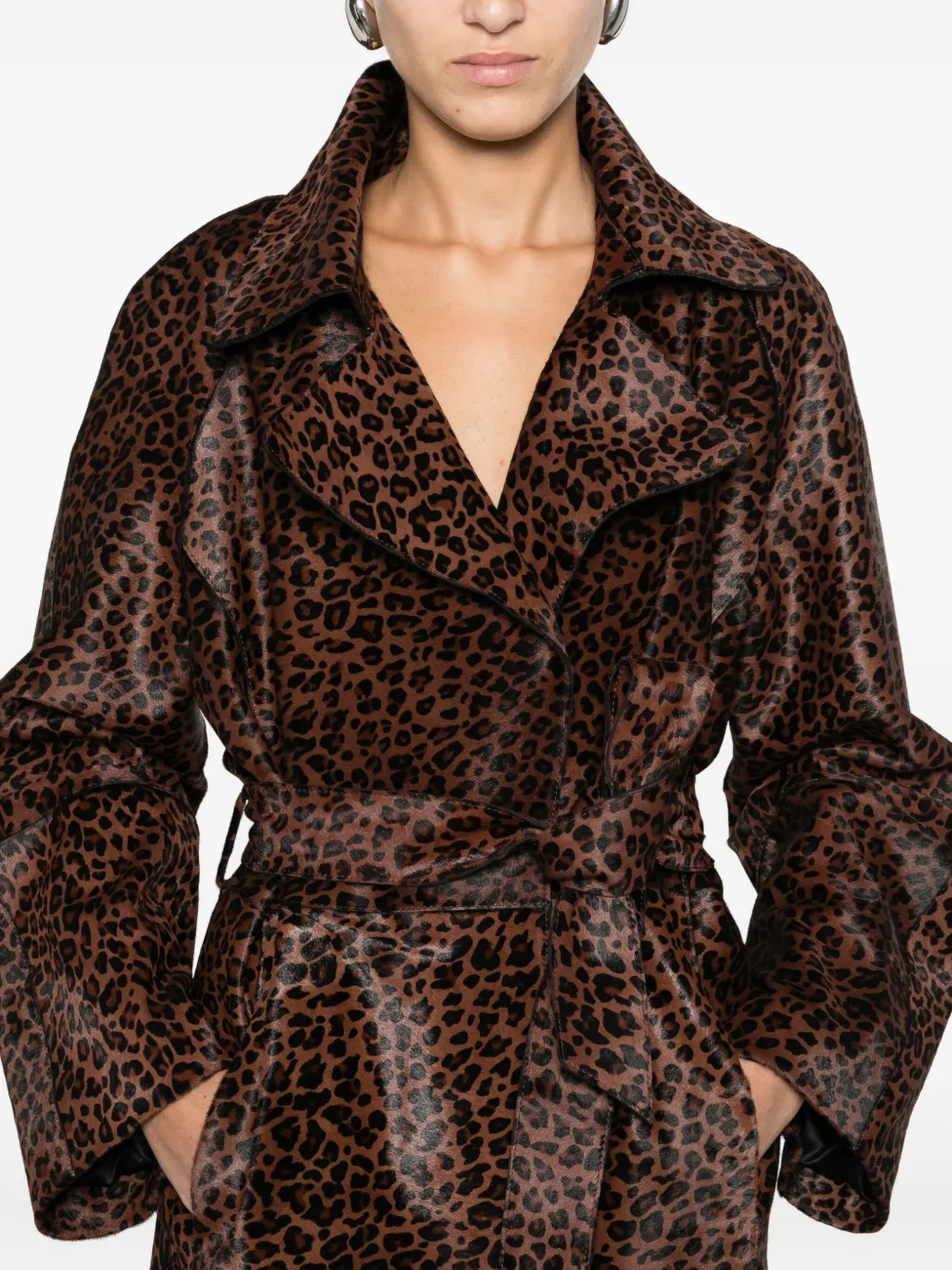 Nour Hammour Althea jas met ceintuur Bruin