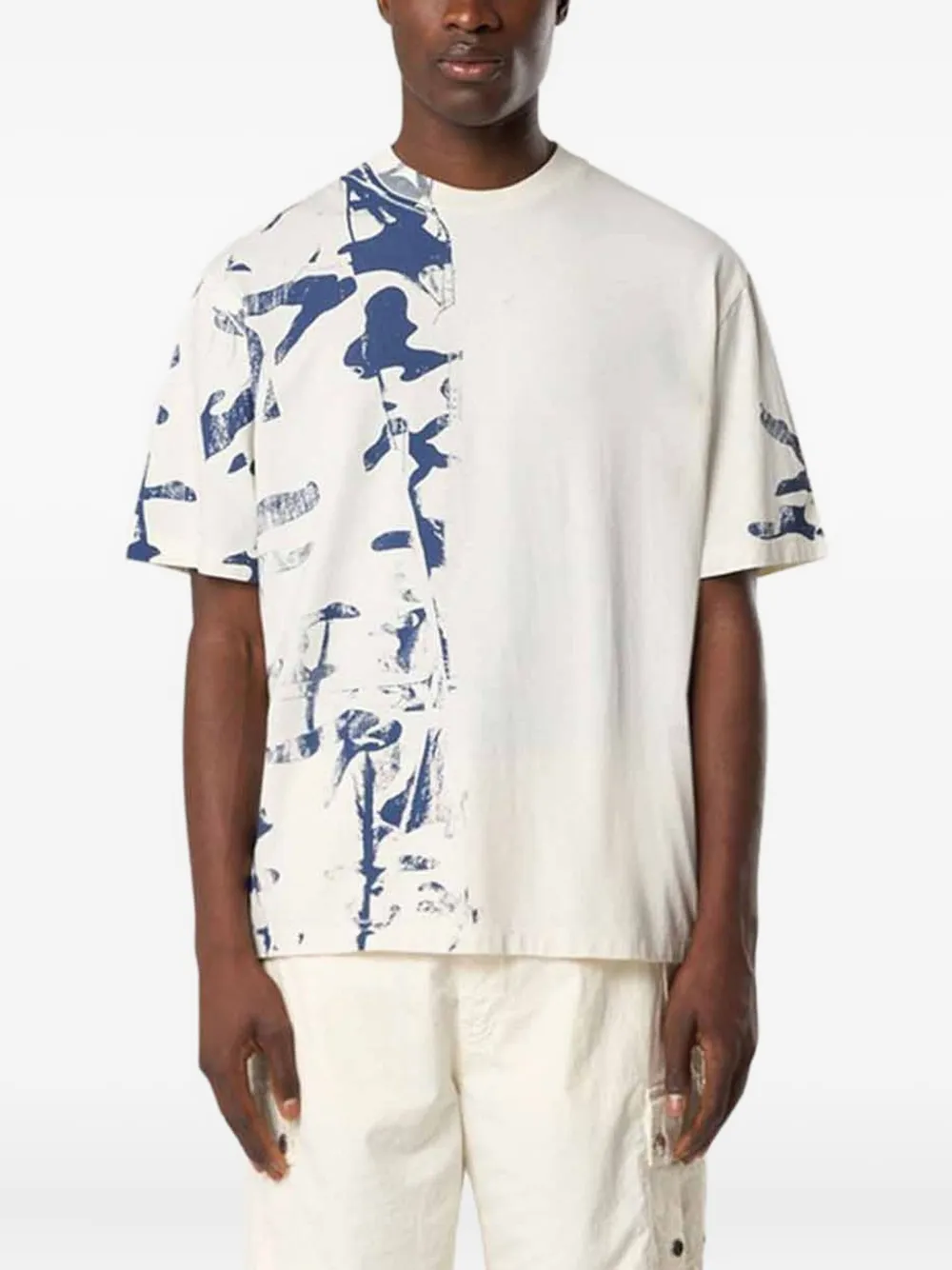 Stone Island T-shirt met camouflageprint Beige
