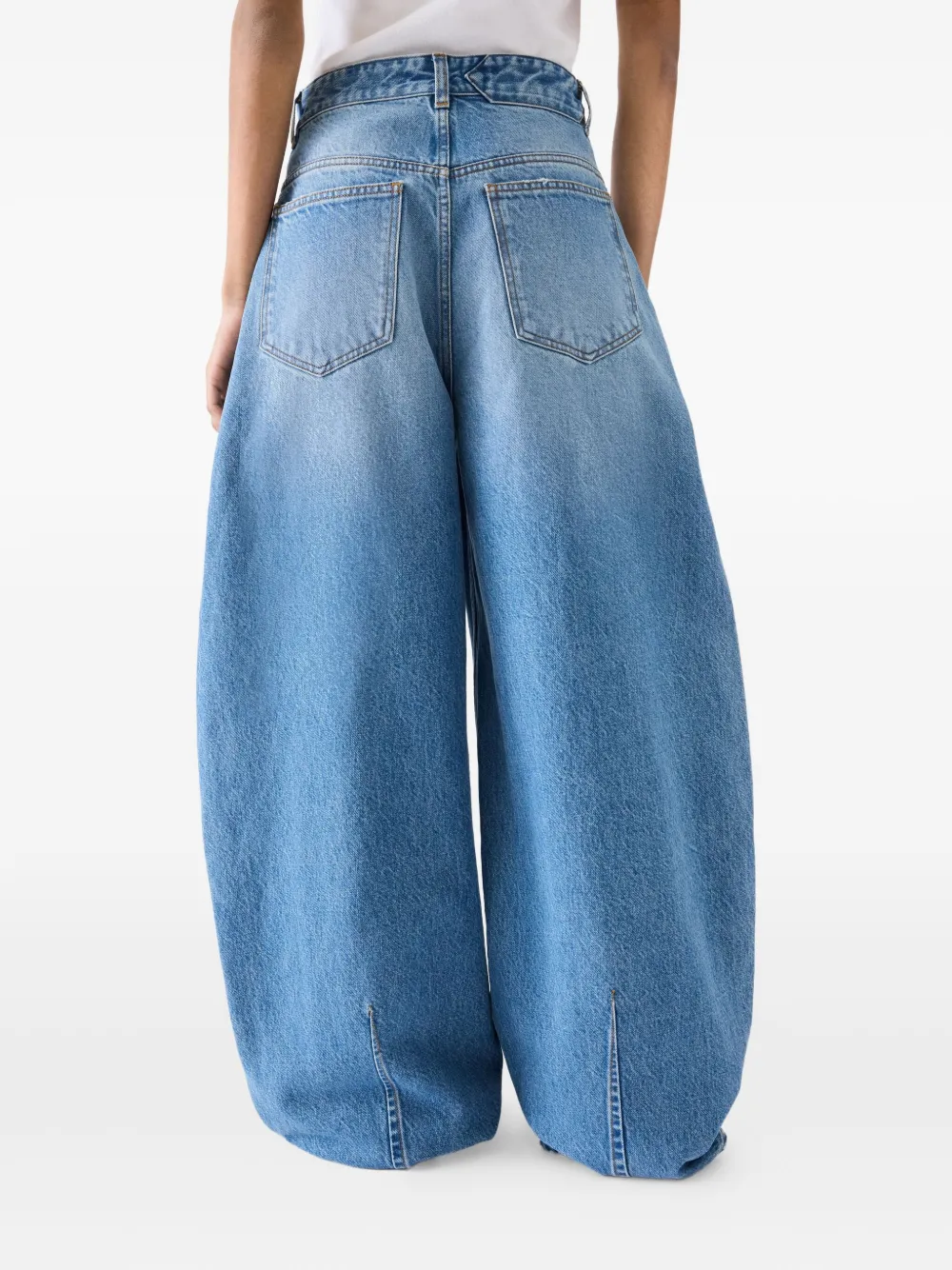Jacquemus Le De-Nîmes Ovalo geplooide jeans Blauw
