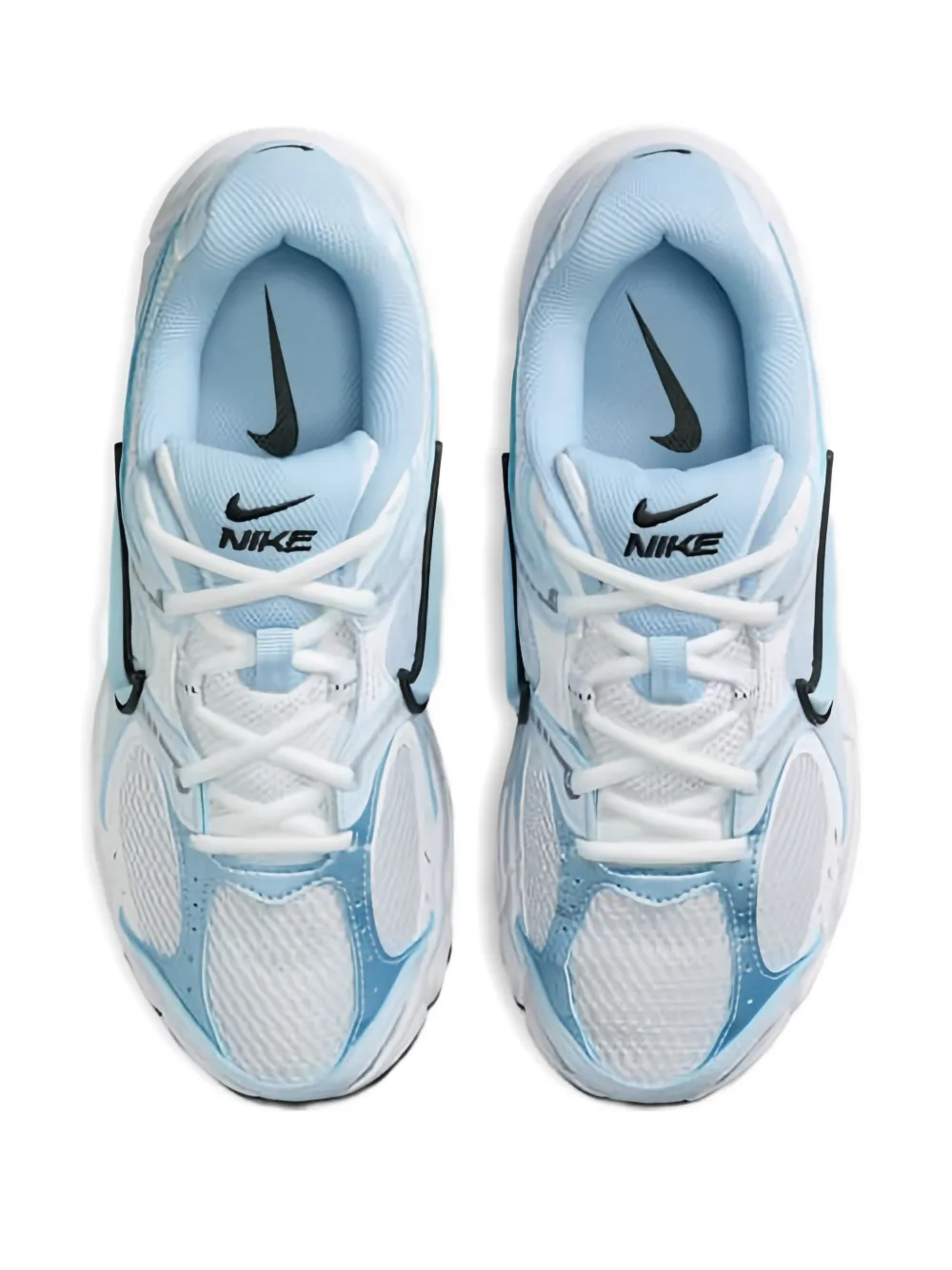 Nike mesh panel trainers Blauw