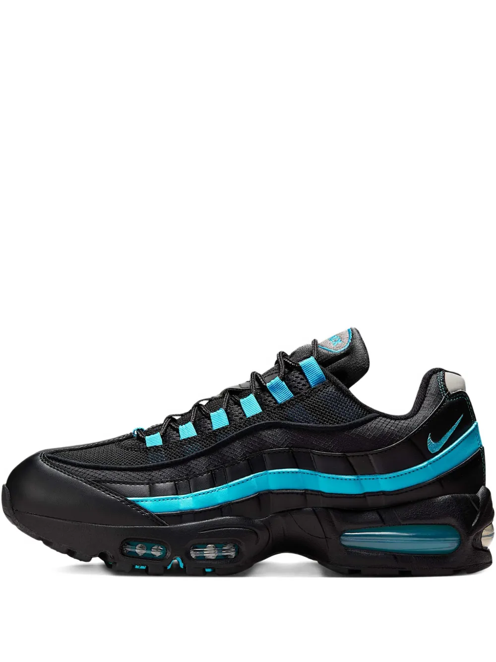 Nike Air Max 95 Trainers In Black