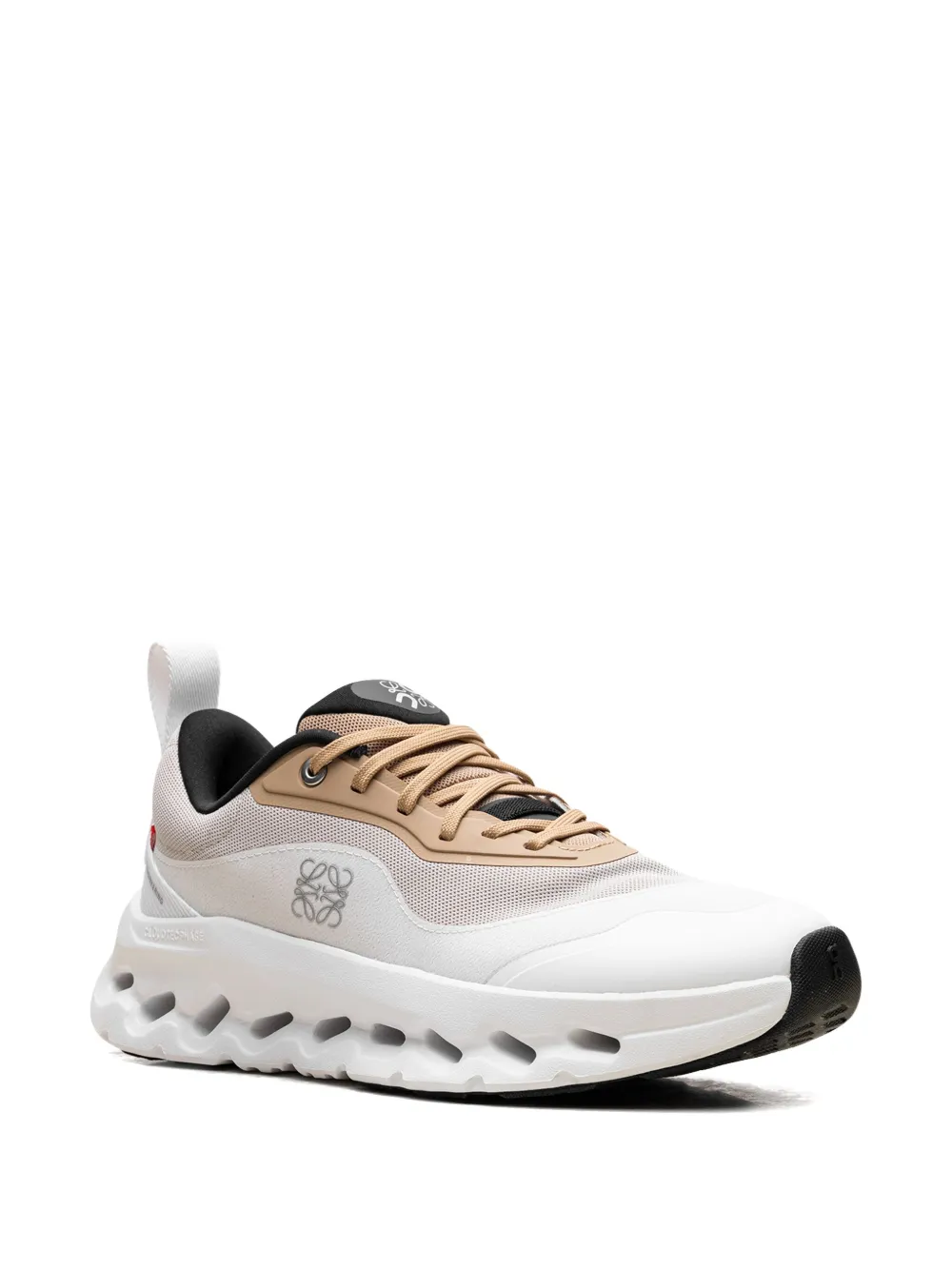 On Running tenis Cloudtilt 2 "Tan White" en colaboración con Loewe | Image 2