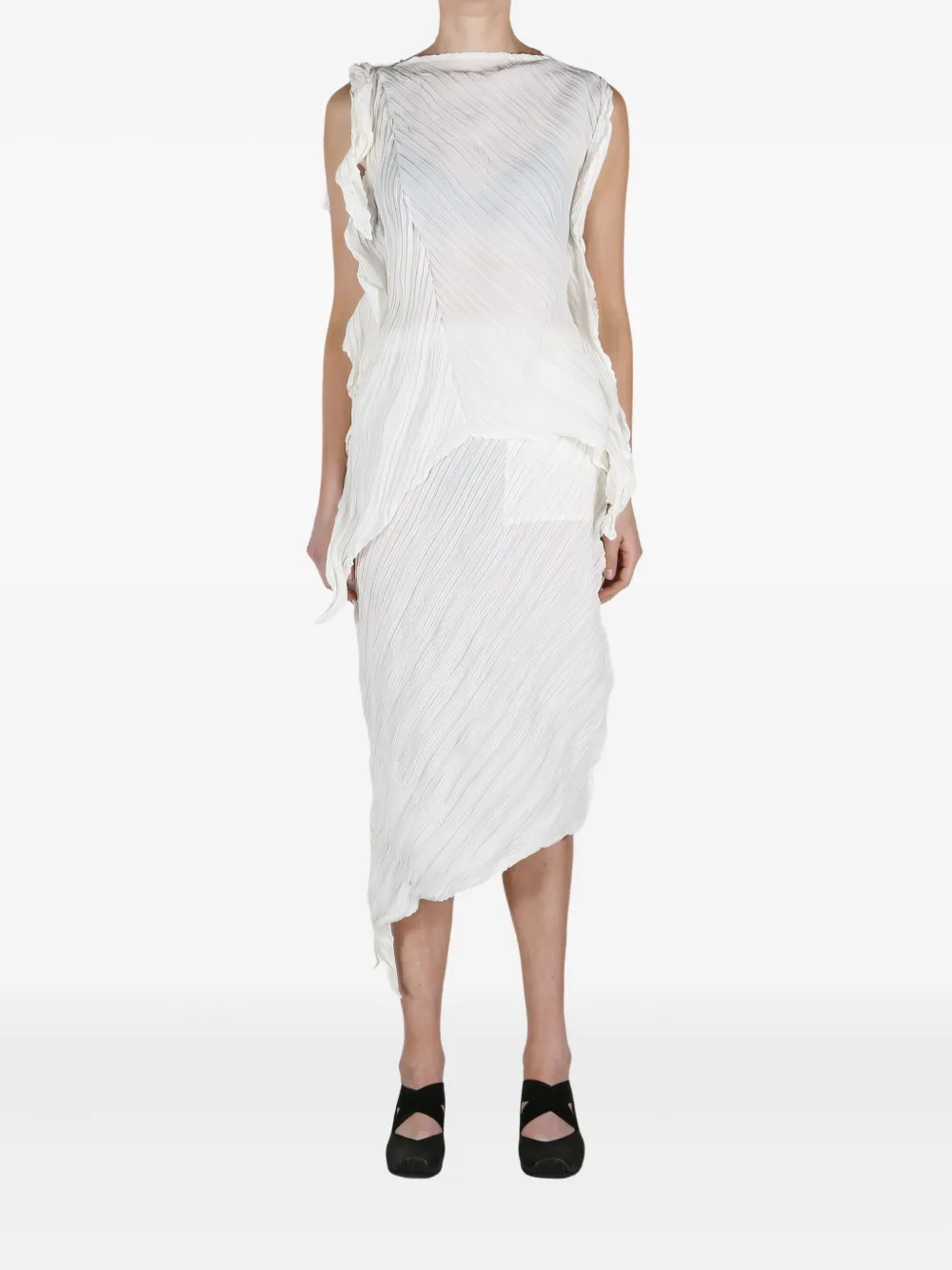 Issey Miyake Wrinkled Twisted top | Chalecos y camisetas | Image 2