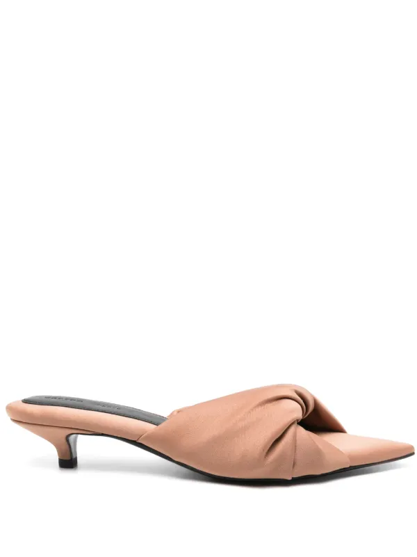 Carven Pointed-toe Twisted Heeled Sandals in Brown