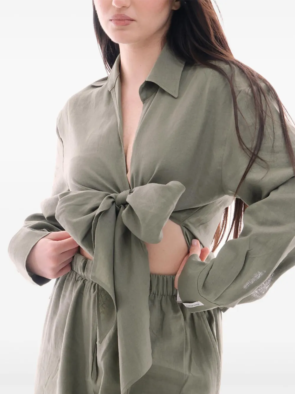 HINNOMINATE bow-tie long-sleeved top | Blouses | Image 2