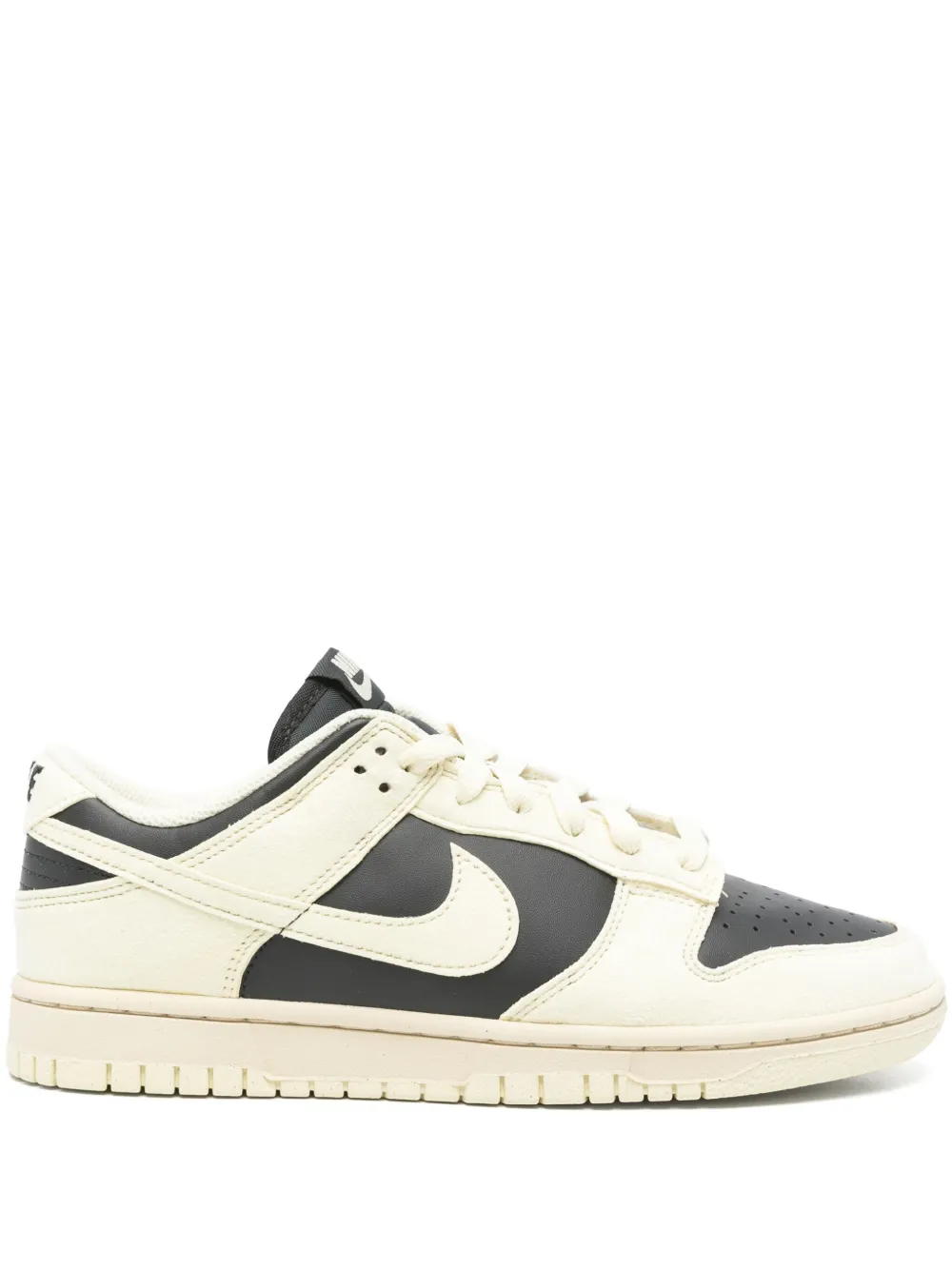 Nike Dunk Low sneakers Neutrals