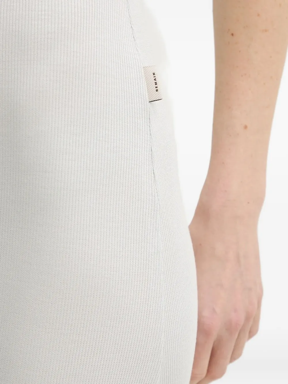 REMAIN Geribbelde maxi-jurk met racerback Grijs