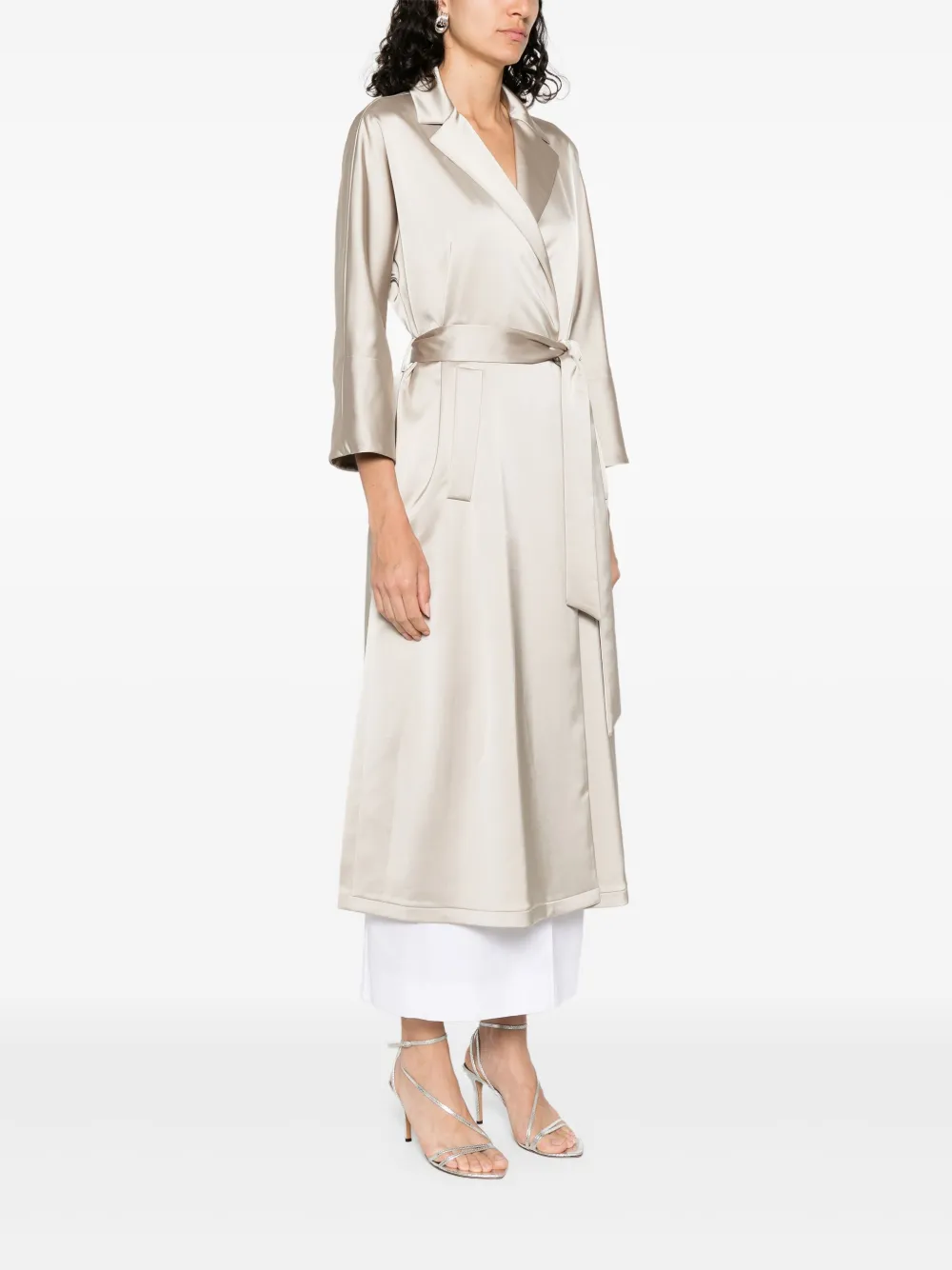 Herno Satijnen trenchcoat Beige