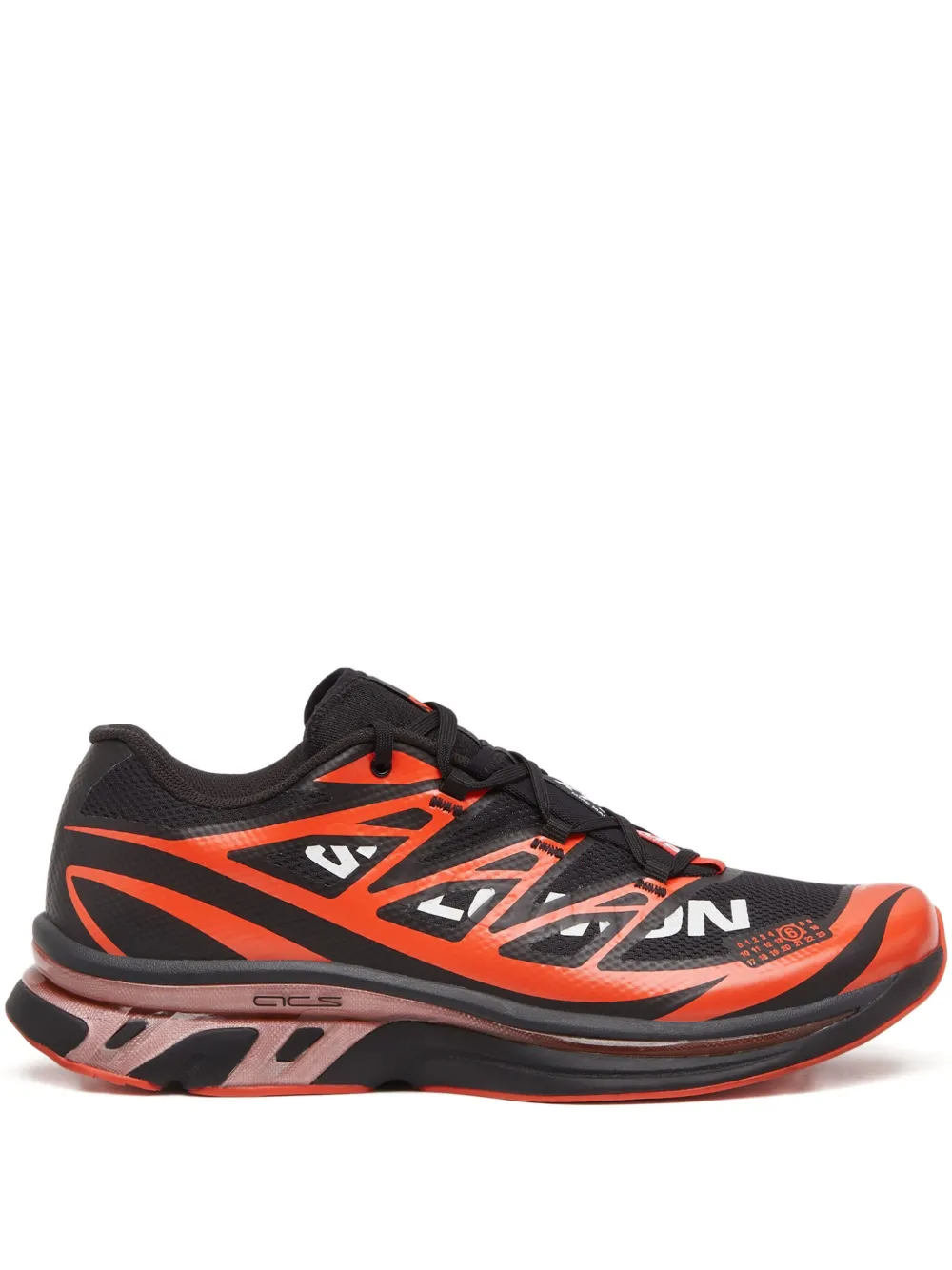 MM6 Maison Margiela X Salomon x Salomon XT-6 sneakers met logoprint Zwart