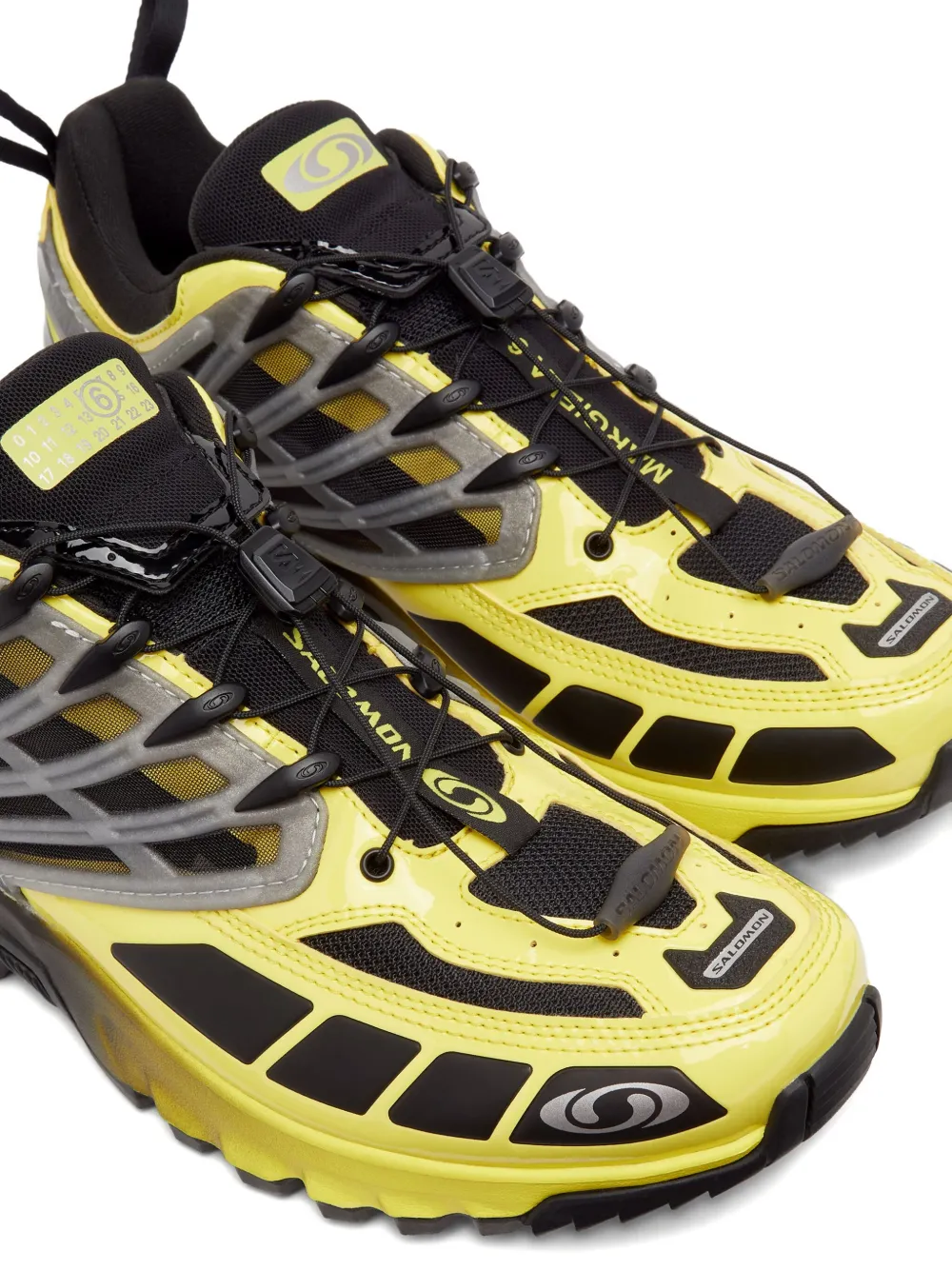 MM6 Maison Margiela X Salomon x Salomon ACS Pro sneakers met vlakken Geel