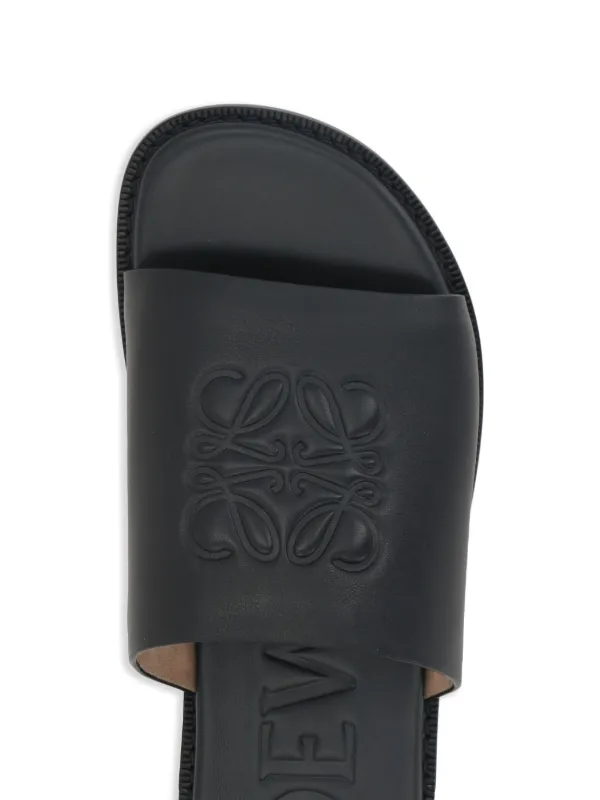 サンダル LOEWE ANAGRAM FLEX SLIDE SANDALS IN SMOOTH LEATHER LOEWE Anagram Flex Slides | Black | FARFETCH