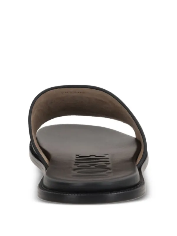 サンダル LOEWE ANAGRAM FLEX SLIDE SANDALS IN SMOOTH LEATHER LOEWE Anagram Flex Slides | Black | FARFETCH