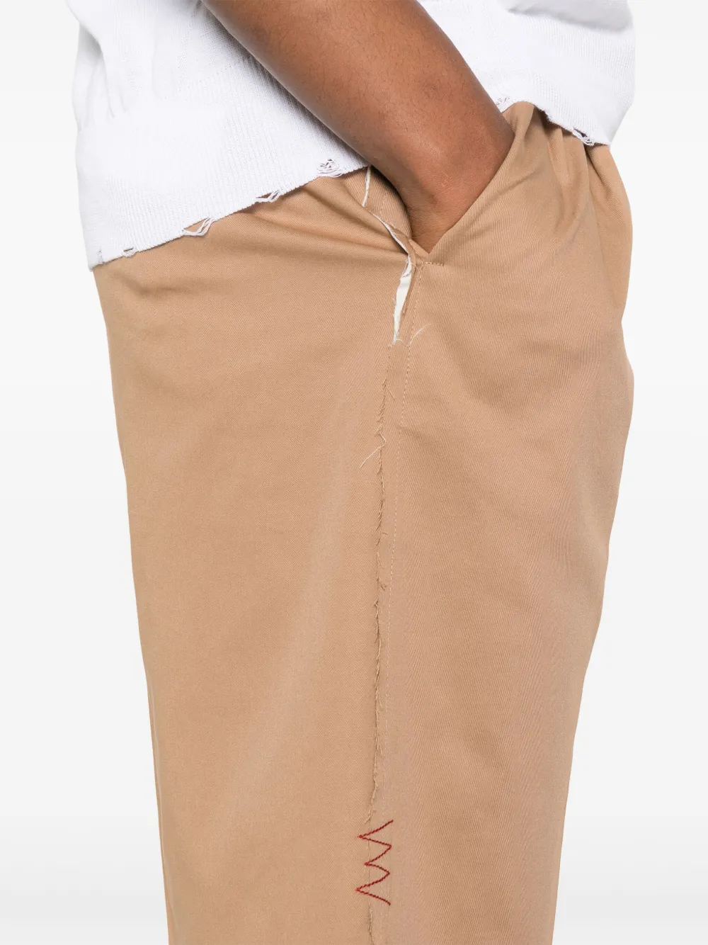 AMARÁNTO Bermuda shorts Bruin