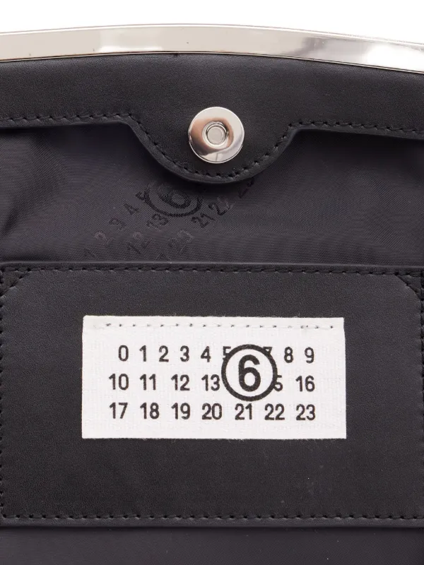 MM6 Maison Margiela Reversix クラッチバッグ | ブラック | FARFETCH JP