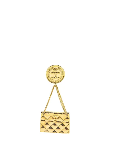 CHANEL Pre-Owned 1980-1990 Gold Plated CC Quilted Flap Bag Brooch costume brooch