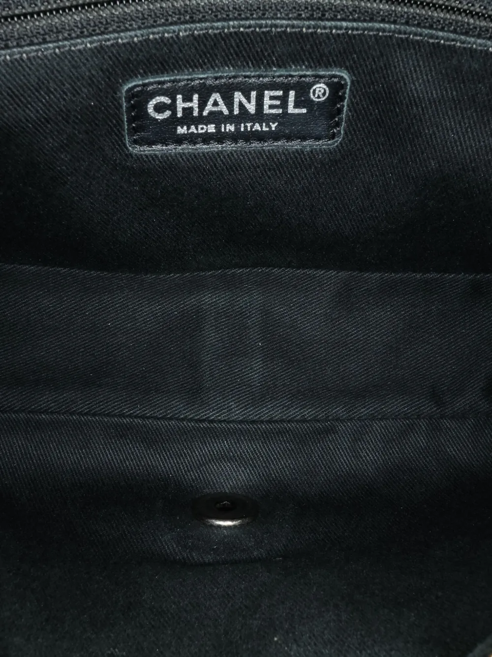 Pre-owned Chanel 2012 Jumbo Iridescent Quilted Caviar Easy Flap Shoulder Bag In Blue