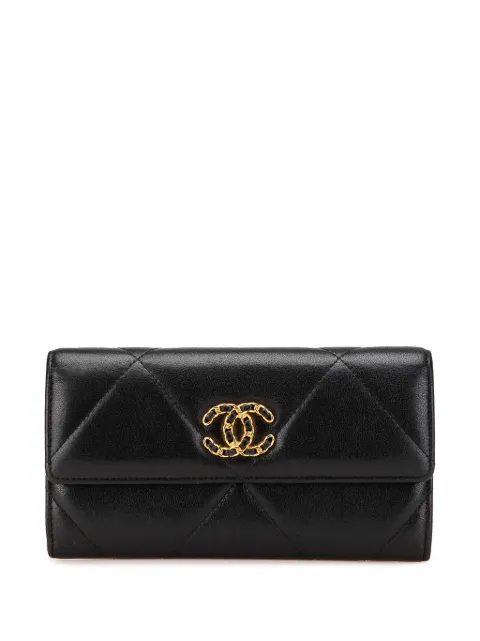 CHANEL Pre-Owned 2019 Lambskin 19 Flap Wallet long wallets