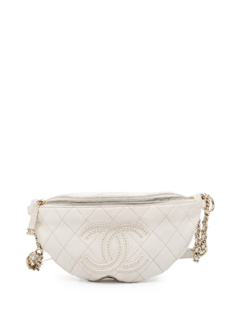 CHANEL Pre-Owned 2019 CC Quilted Lambskin Studded Logo belt bag