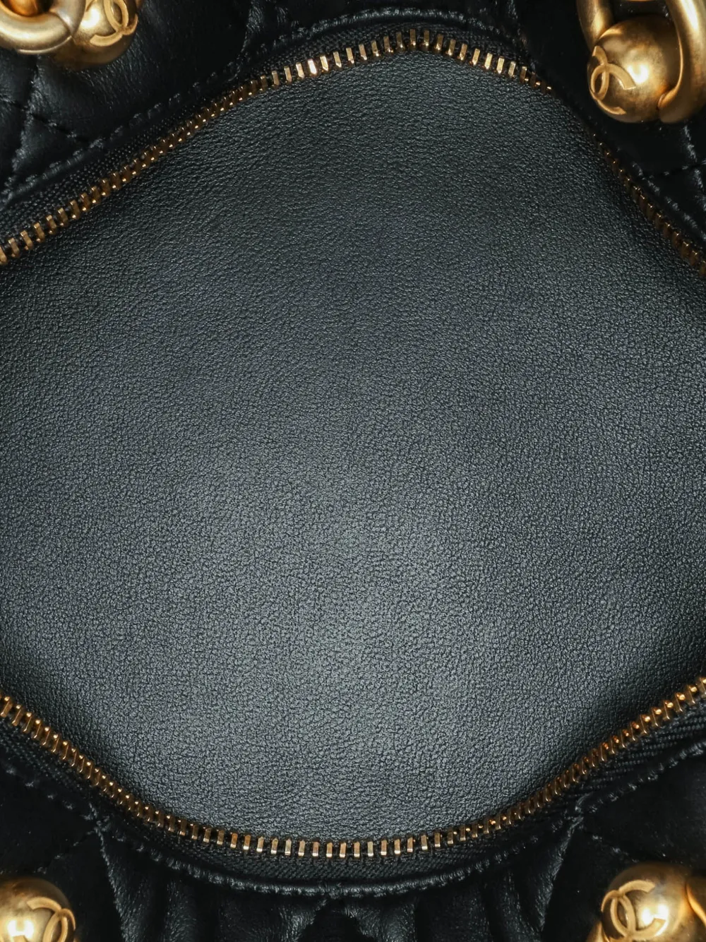 Pre-owned Chanel 2021-2024 Métiers D'art Cc Quilted Lambskin Box Top Handle Satchel