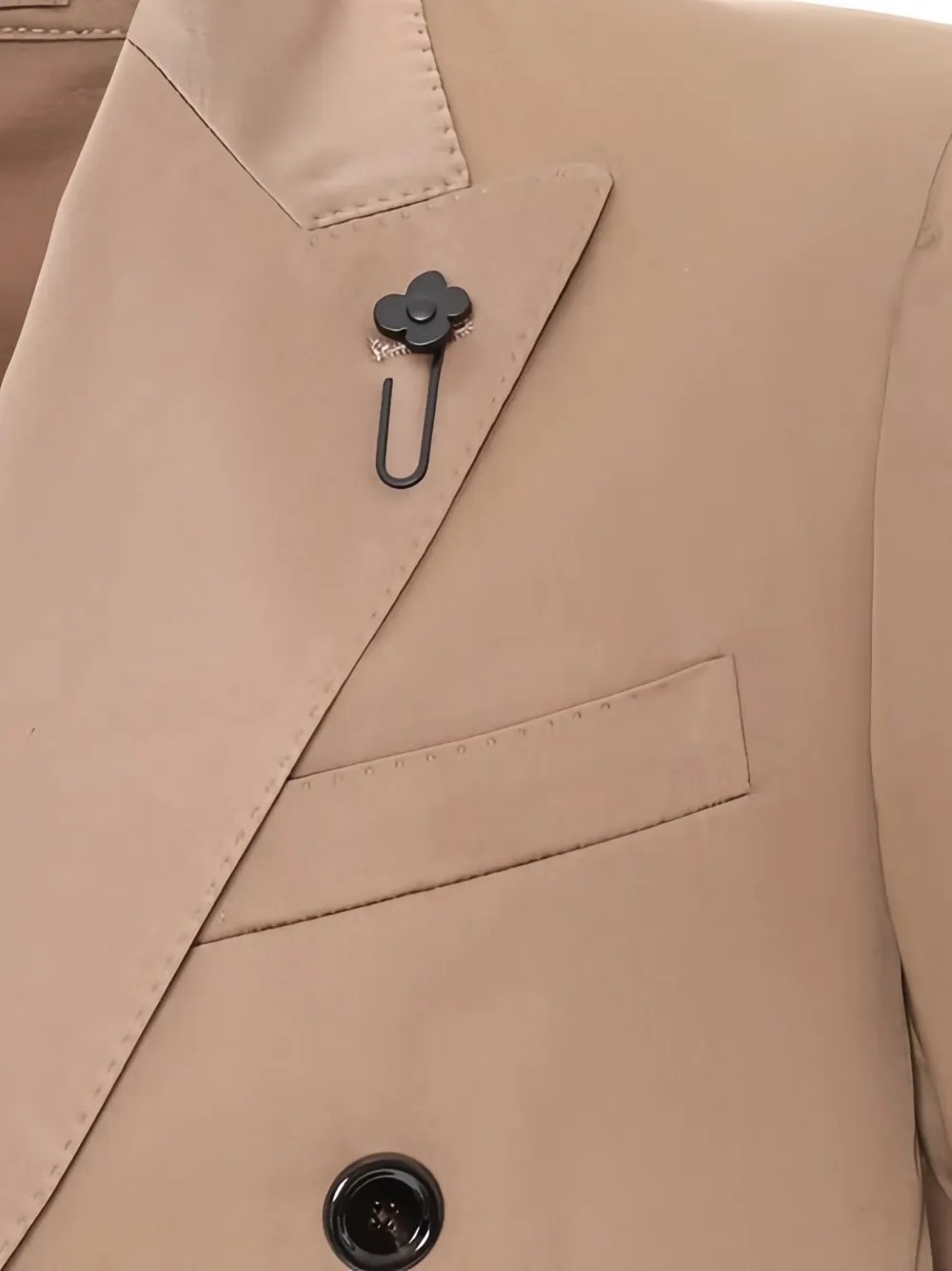Lardini Blazer met dubbele rij knopen Beige