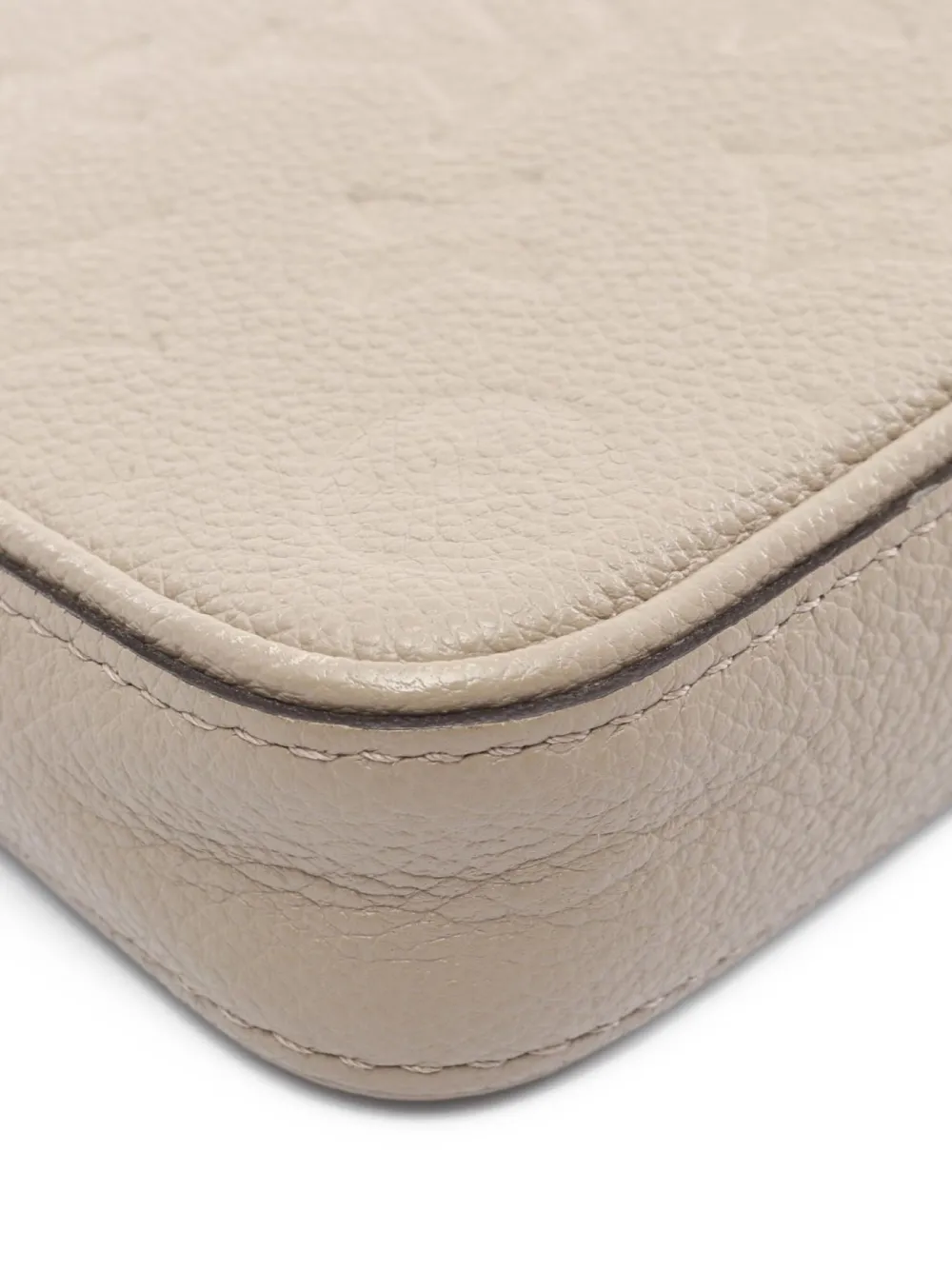 Pre-owned Louis Vuitton 2021 Easy Pouch Shoulder Bag
