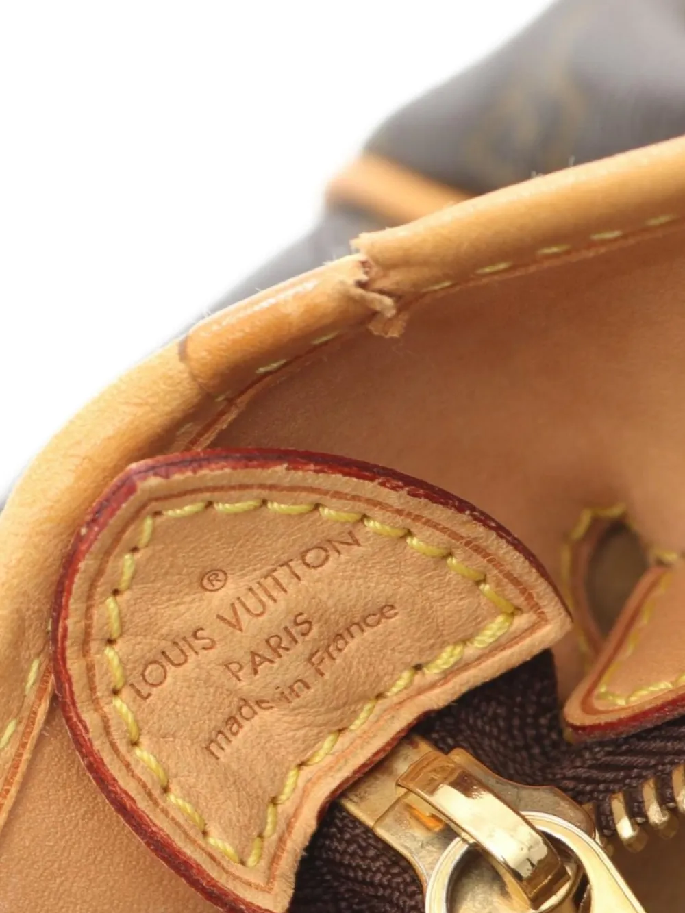Pre-owned Louis Vuitton 2009 Boesi Mm Shoulder Bag In Brown