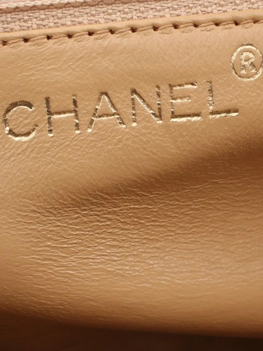 CHANEL Pre-Owned 1980s Matelassé lambskin tote bag | Image 6