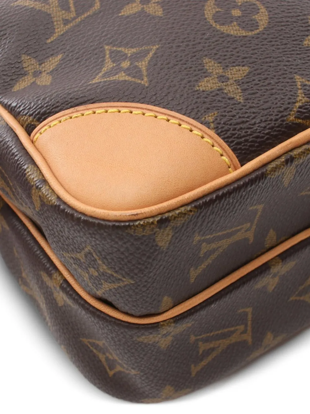 Pre-owned Louis Vuitton 2001 Amazon Cross Body Bag In Brown