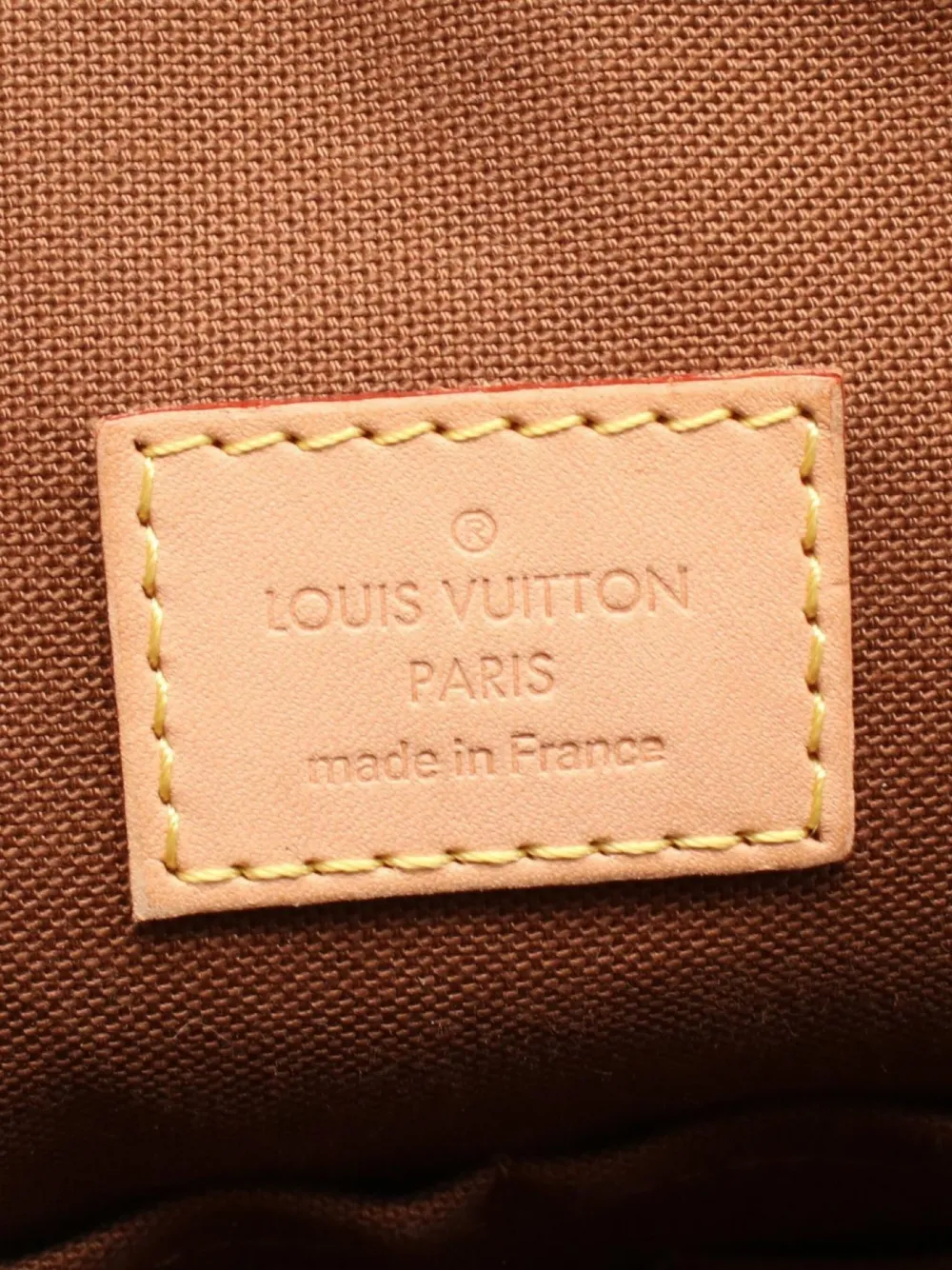Pre-owned Louis Vuitton 2011 Trotteur Beaubourg Shoulder Bag In Brown