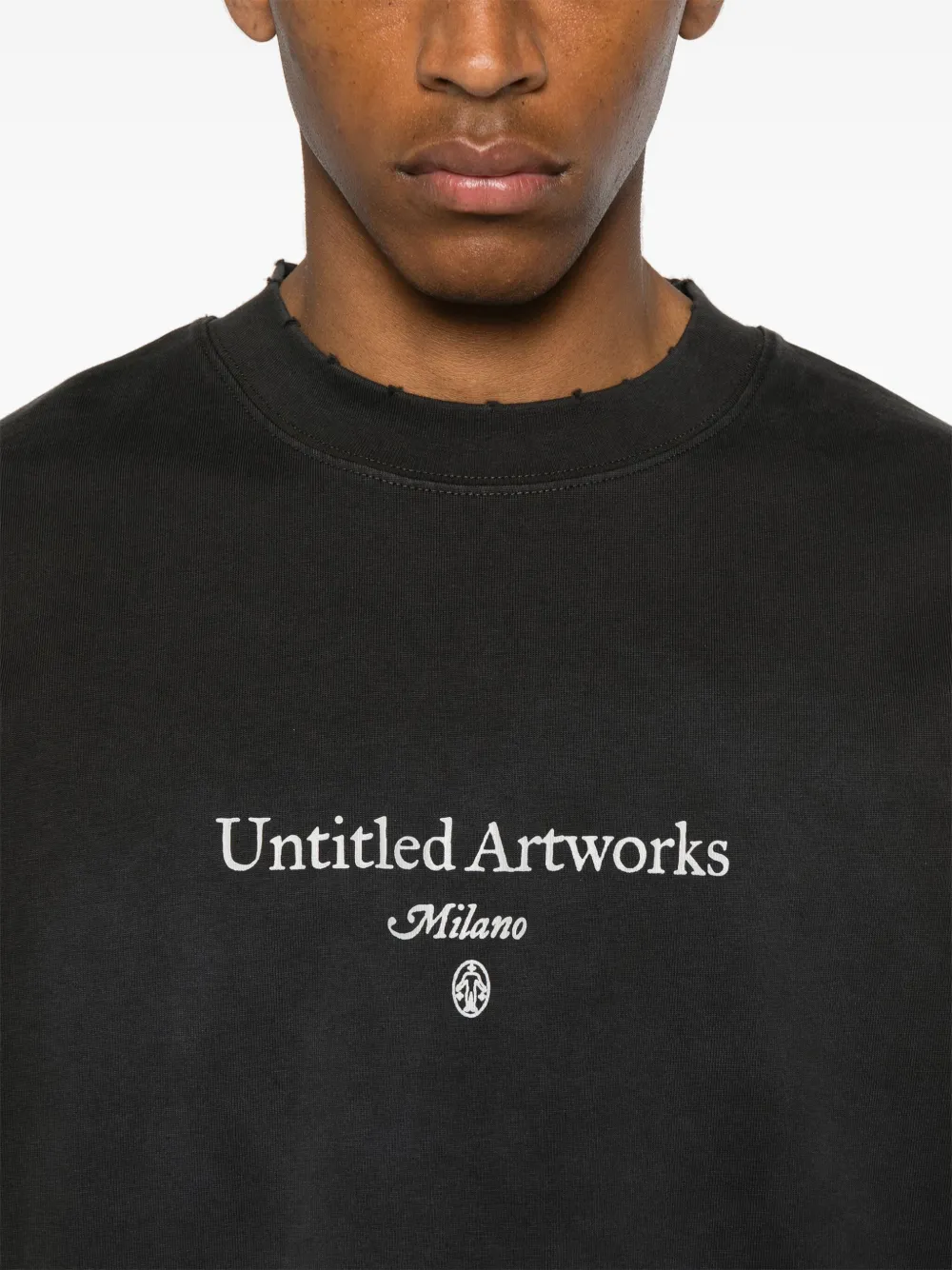 UNTITLED ARTWORKS T-shirt met logoprint Zwart