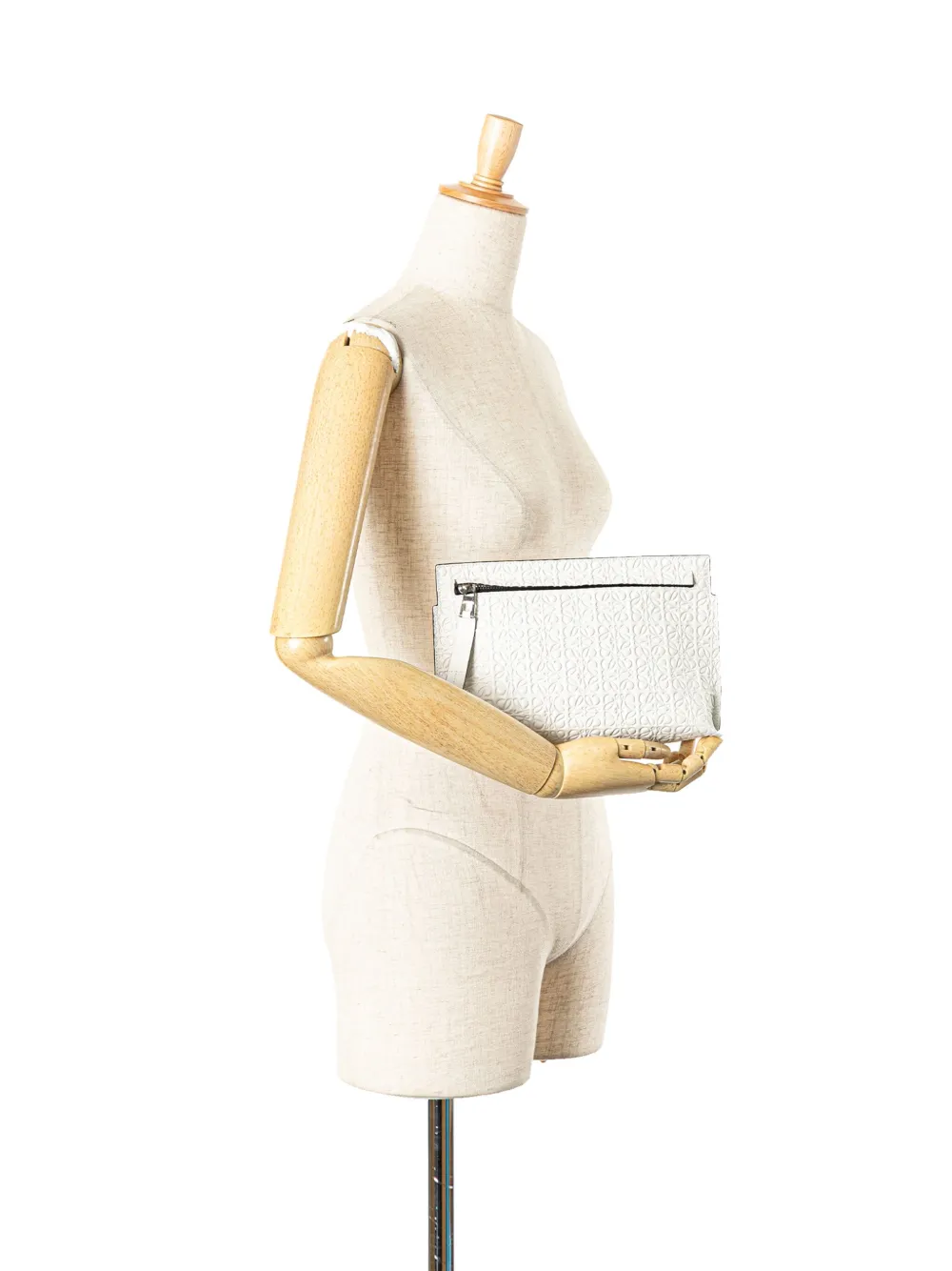 Loewe Pre-Owned pochette en cuir embossé Anagram Repeat T (2010-2024) | Pre-owned | Image 2
