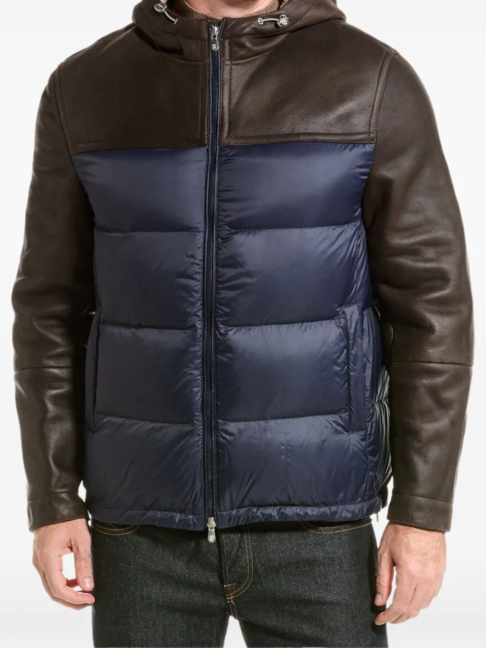 Brunello Cucinelli Donsjack met colourblocking Bruin