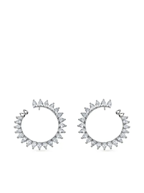 Jewels Aficionado aretes en oro blanco de 18kt con diamante
