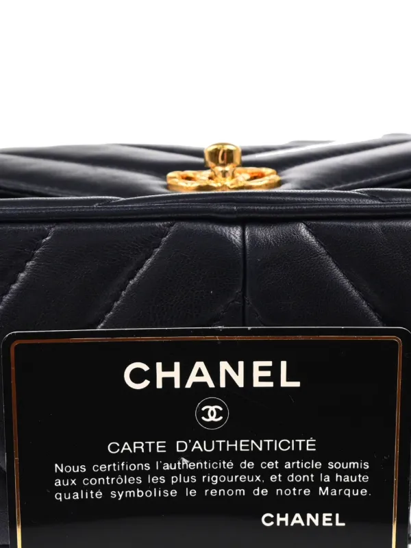 CHANEL Pre-Owned 1992 V-stitch Quilted Mini Bag | Blue | FARFETCH