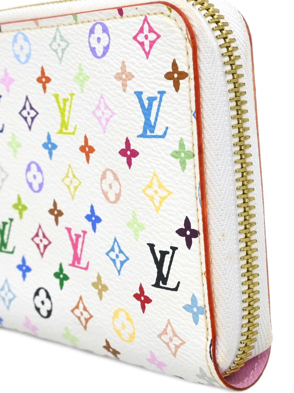 Pre-owned Louis Vuitton Monogram Patterned Leather Wallet In White