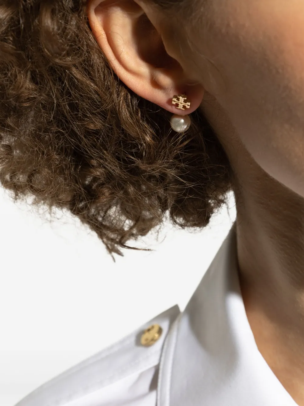 Tory Burch Pearl Front-Back earrings - Goud