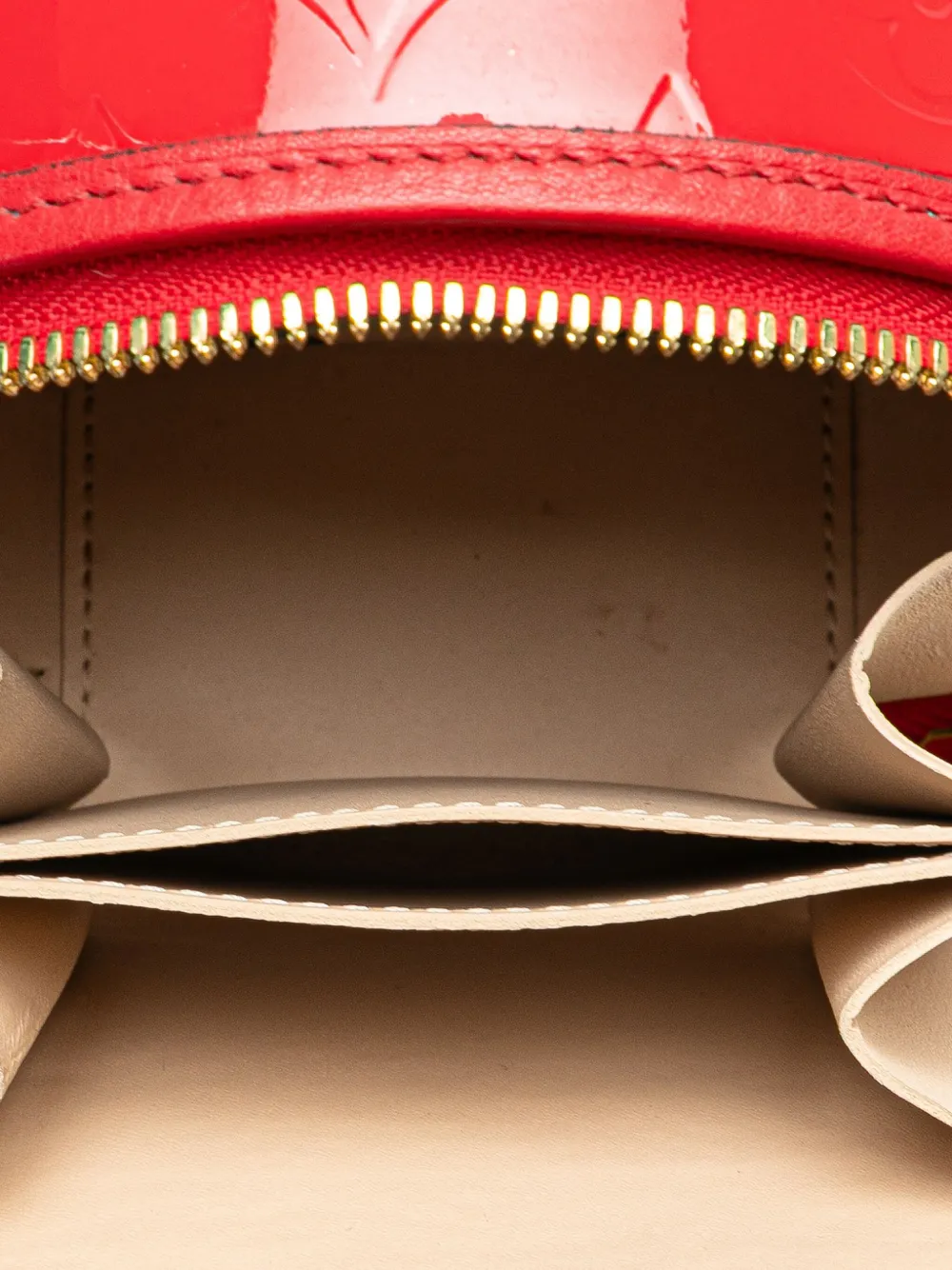 Pre-owned Louis Vuitton 2019 Monogram Vernis Mini Boite Chapeau Souple Crossbody Bag