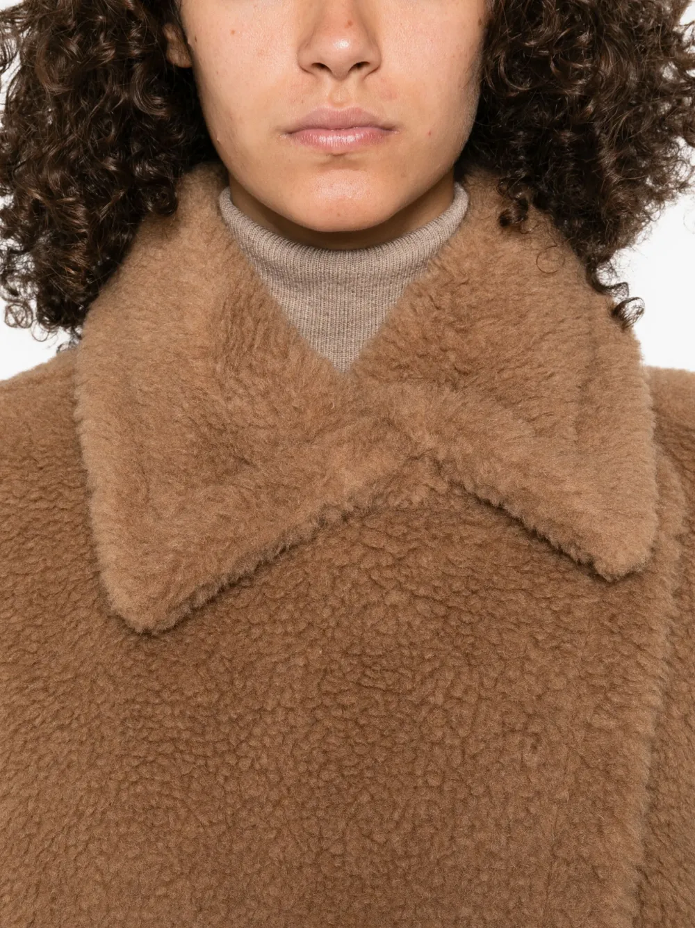 Max Mara Tebe teddy cape Bruin