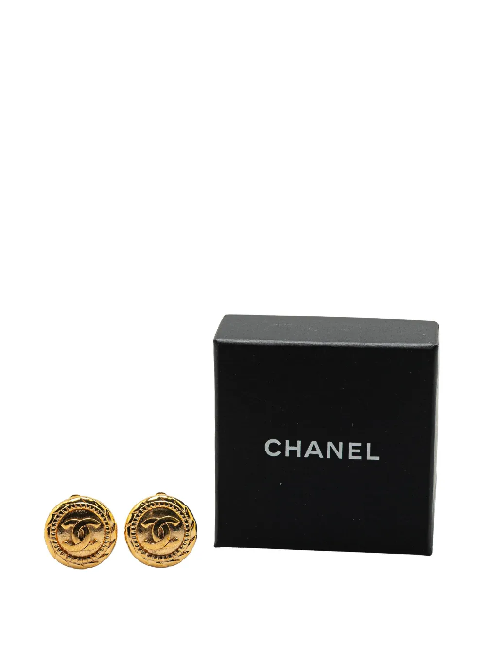 Pre-owned Chanel 1970-1980 Gold Plated Cc Round Clip On Earrings Costume Earrings