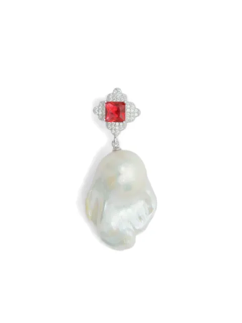 PRAWN FAMILY aretes con detalle de perla