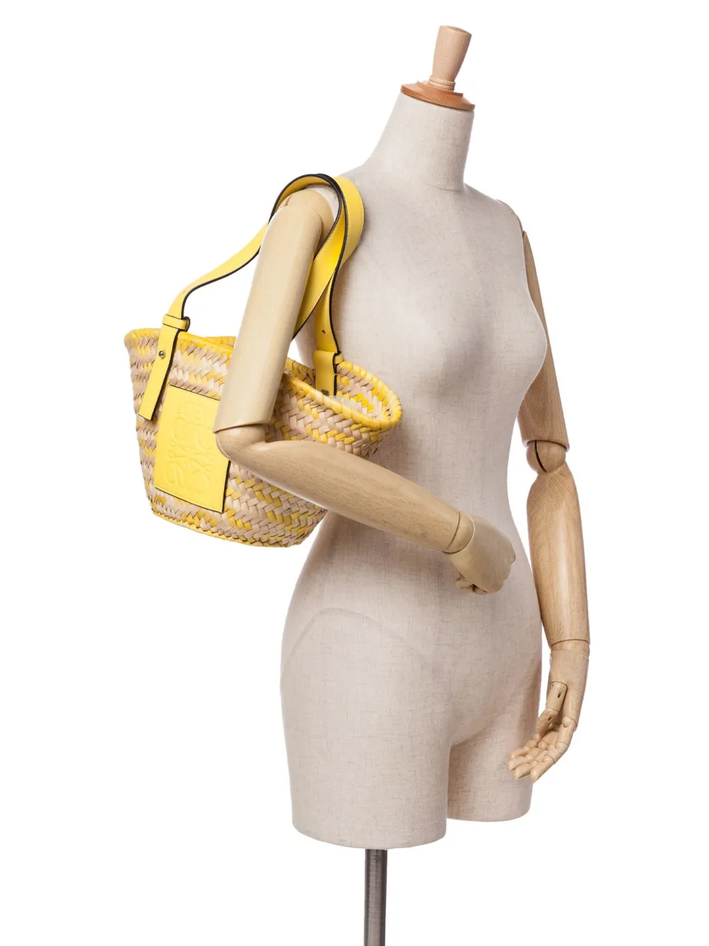 Loewe Pre-Owned 2022 Small Raffia Basket tote bag | Pre-Owned | Image 2
