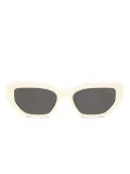 Burberry Eyewear geometric-frame sunglasses - White