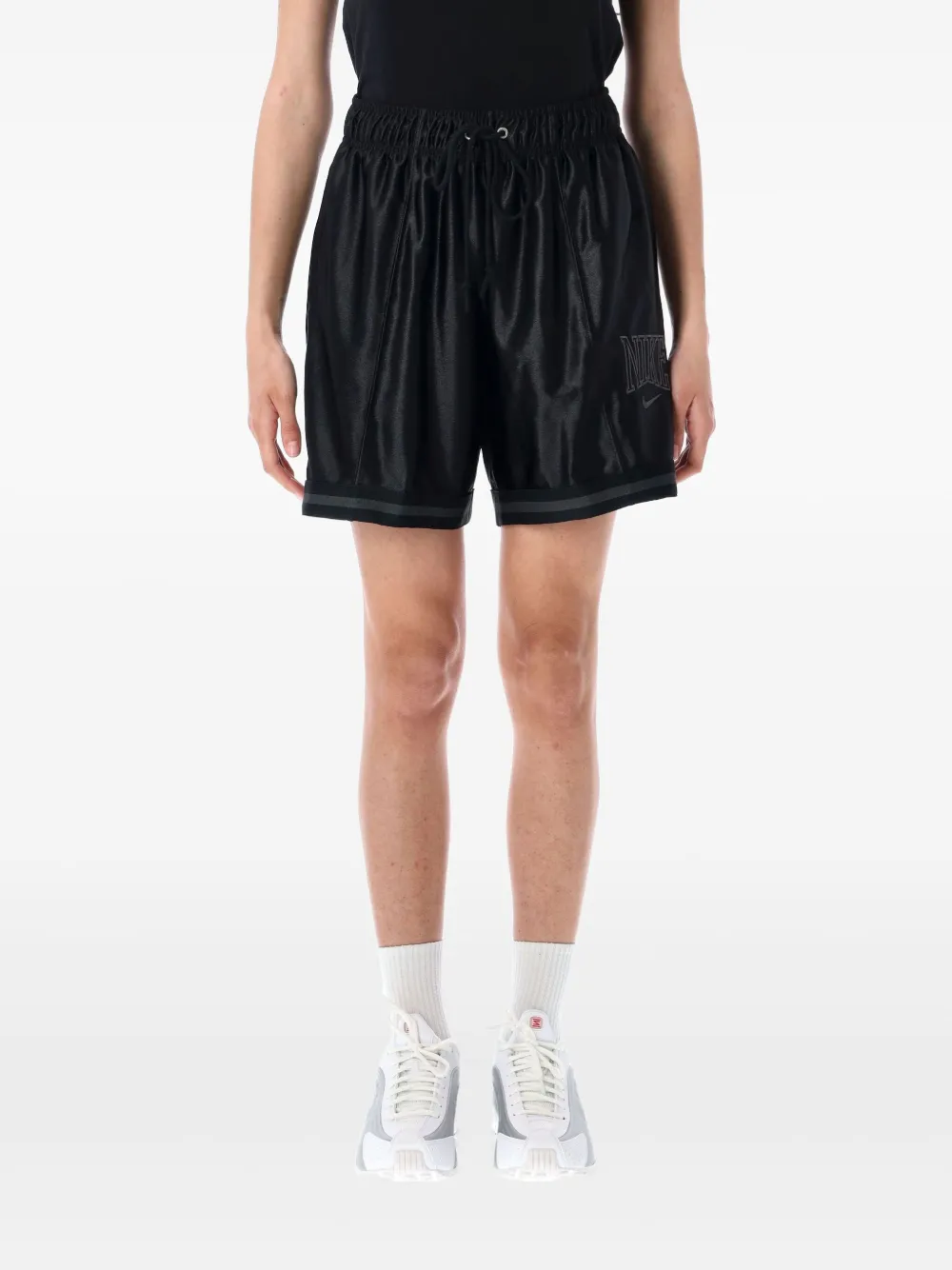 Nike Shorts met geborduurd logo Zwart