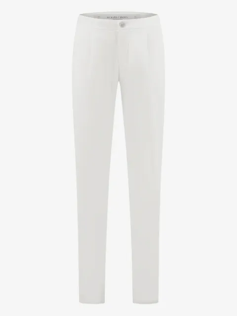 Richard J. Brown  pantalones