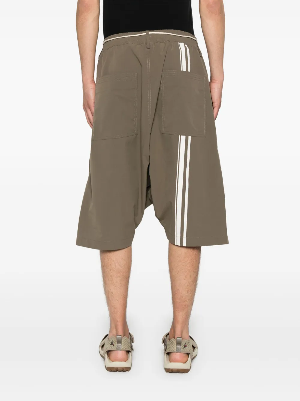 MORDECAI Shorts met trekkoord Groen