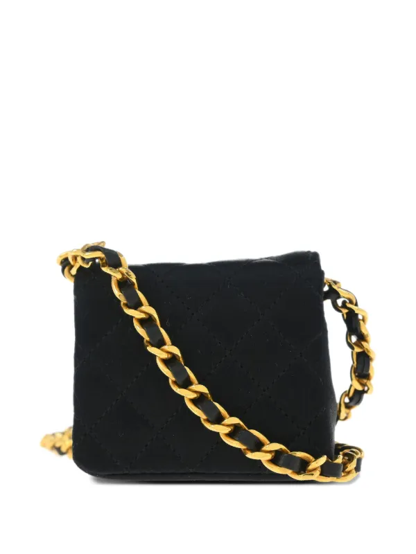 CHANEL ブラック キルティング フラップバッグ CHANEL Pre-Owned キルティング フラップバッグ | ブラック | FARFETCH JP
