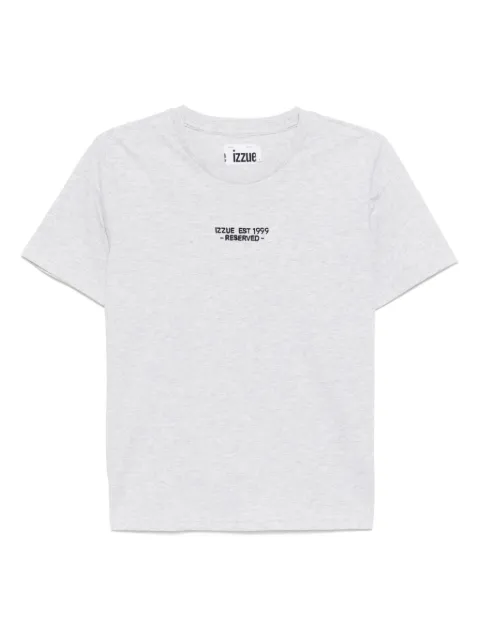 izzue playera con logo bordado