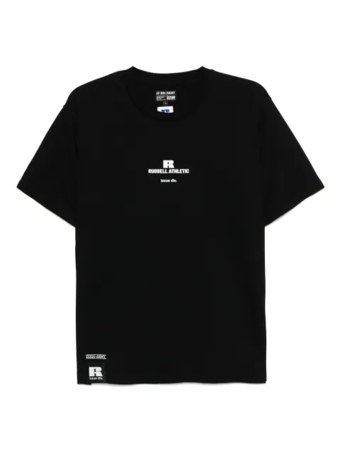 izzue playera con logo estampado de Boss x Russel Athletic