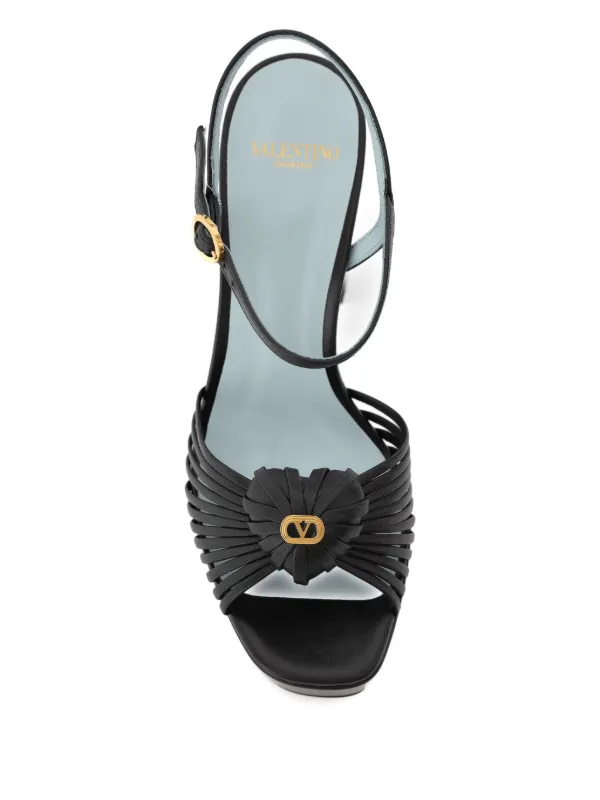 Valentino Garavani Sandália Coeur Royal | Preto | FARFETCH BR
