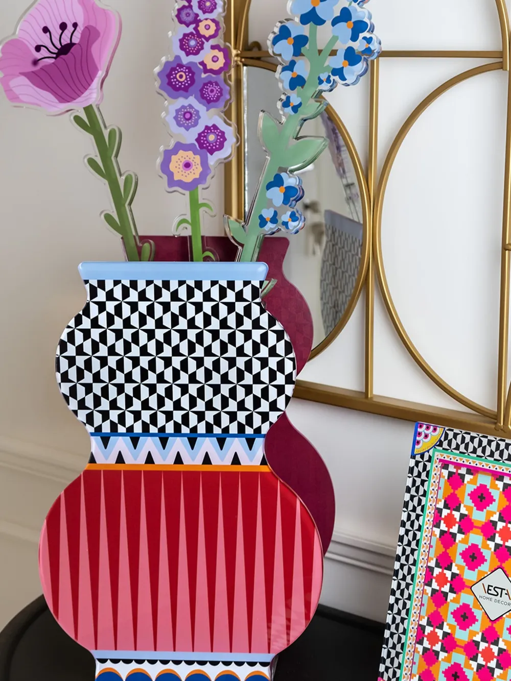 VESTA GIUDECCA PATTERNED VASE